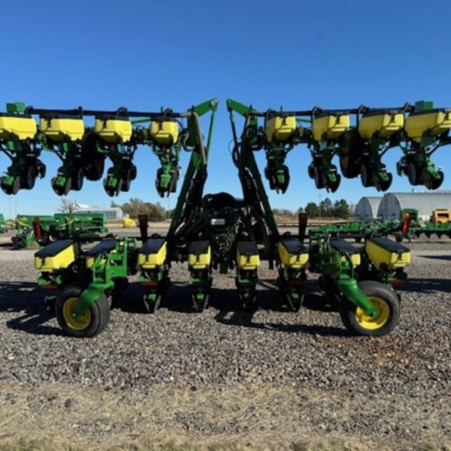 2016 John Deere 1725